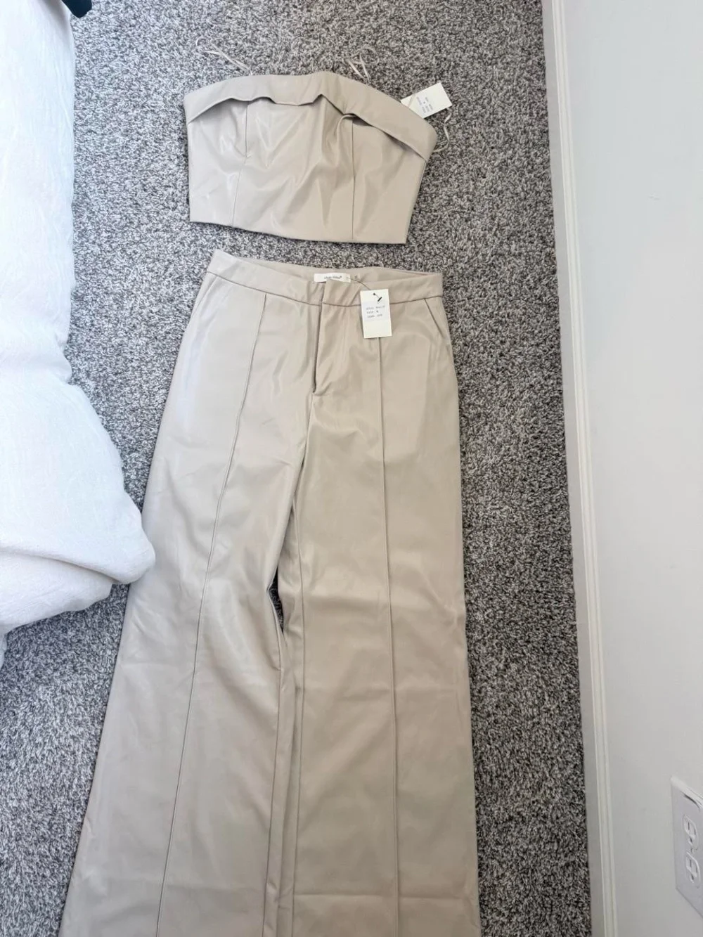 These Three Boutique Cream and Tan Set NWT